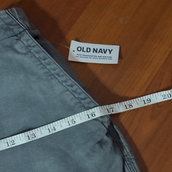 OLD NAVY High-Waisted OGC Pull-On Chino Shorts - Picture 4 of 11